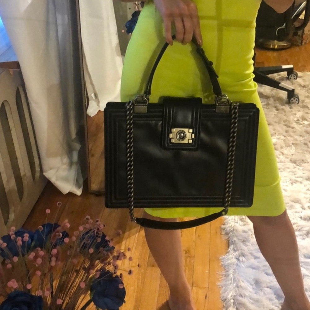 Chanel Shopper Boy Bag - Picture 6 of 16